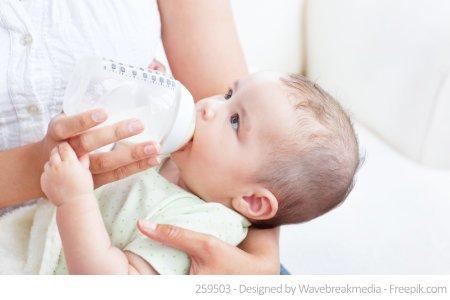 Trinkwasser fürs Baby - wann ist es geeignet?