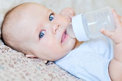 Welches Wasser ist für Babynahrung geeignet? Welches Wasser ist für Babynahrung geeignet?
